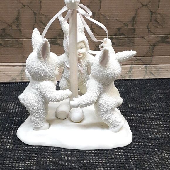Dept. 56 SNOWBUNNIES Springtime Stories "Tra-La-La" Dancing Around the Maypole - Picture 2 of 13